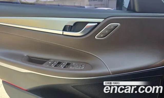 HYUNDAI GRANDEUR 2019 — 211 326 км, чёрный, Корея — под ключ — фото 12