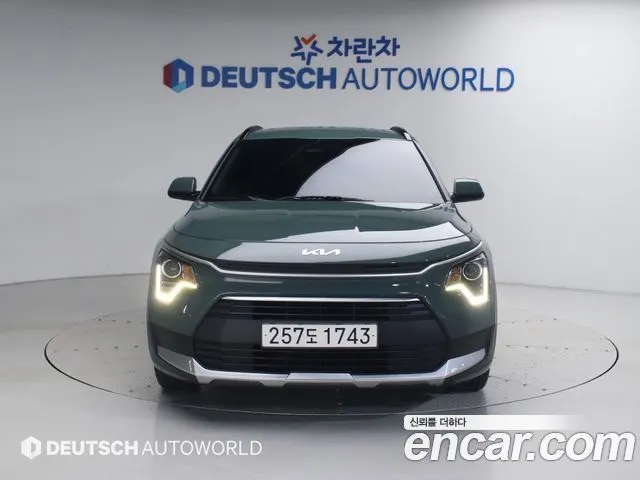 KIA NIRO 2023 — 115 162 км, тёмно-зелёный, Корея — под ключ — фото 3