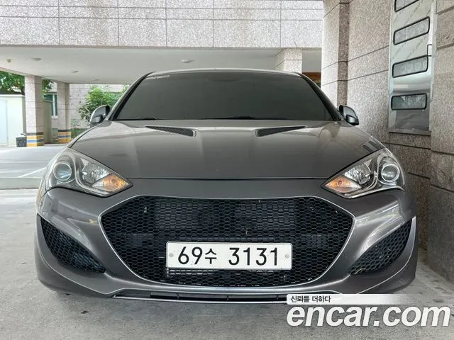 HYUNDAI GENESIS COUPE 2010 — 138 000 км, серый, Корея — под ключ — фото 1