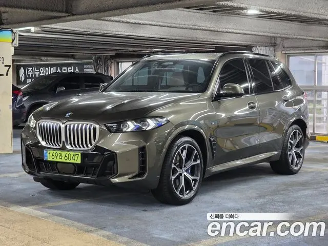 BMW X5 2025 — 11 554 км, коричневый, Корея — под ключ — фото 11