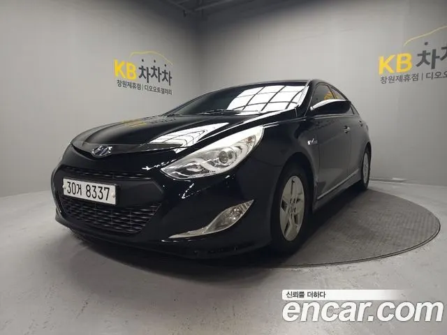 HYUNDAI SONATA HYBRID 2012 — 221 000 км, чёрный, Корея — под ключ — фото 1