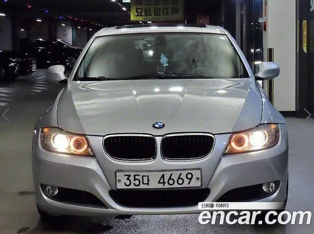 BMW 3 SERIES 2009 — 90 643 км, серебристо-серый, Корея — под ключ — фото 2