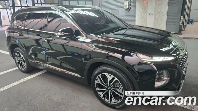 HYUNDAI SANTA FE 2019 — 121 108 км, чёрный, Корея — под ключ — фото 12