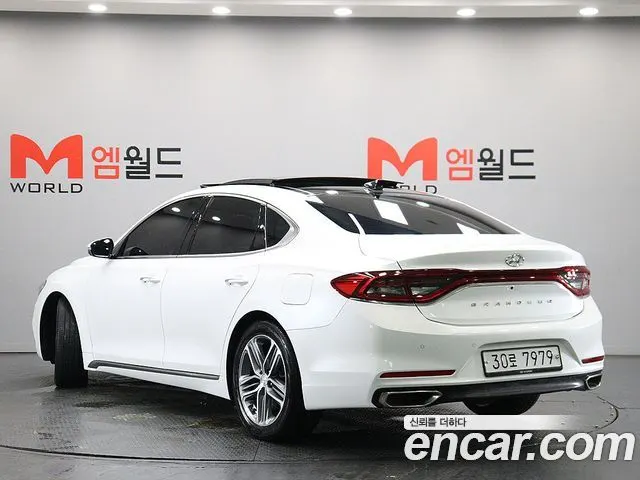 HYUNDAI GRANDEUR 2019 — 137 690 км, белый, Корея — под ключ — фото 2