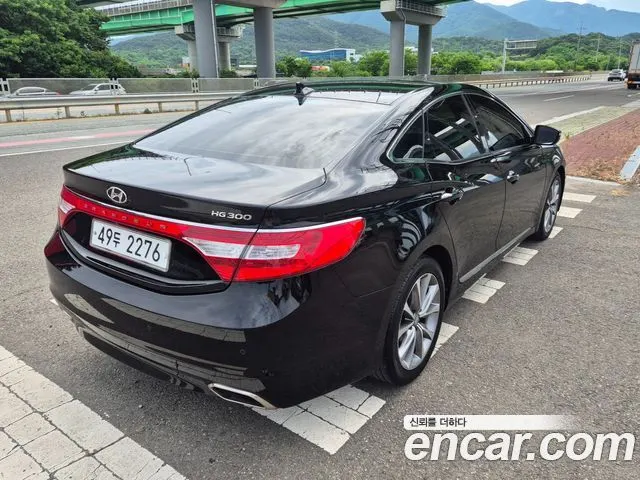 HYUNDAI GRANDEUR 2015 — 113 789 км, чёрный, Корея — под ключ — фото 2