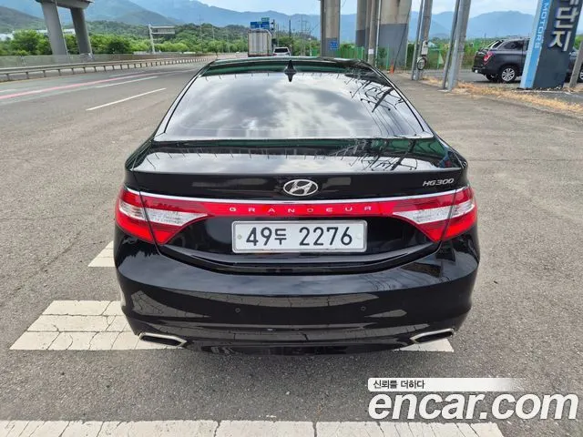 HYUNDAI GRANDEUR 2015 — 113 789 км, чёрный, Корея — под ключ — фото 4