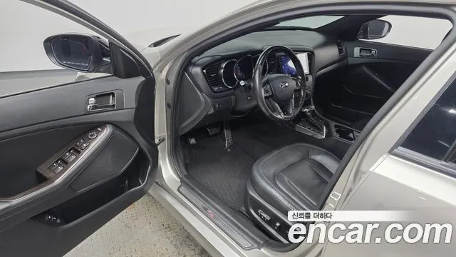 KIA K5 2013 — 198 574 км, светло-золотистый, Корея — под ключ — фото 10