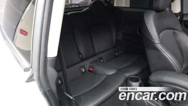 MINI COOPER S 2019 — 84 872 км, белый-перламутр, Корея — под ключ — фото 12