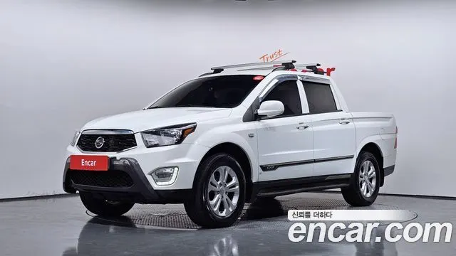 KGM KORANDO SPORTS 2017 — 106 873 км, белый, Корея — под ключ — фото 1
