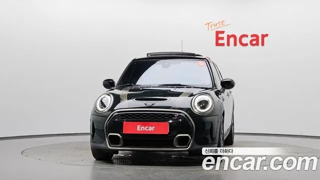 MINI COOPER S 2023 — 40 794 км, тёмно-зелёный, Корея — под ключ — фото 3