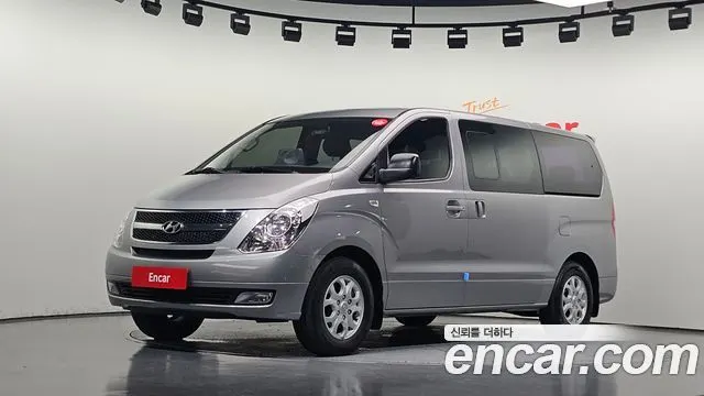 HYUNDAI GRAND STAREX 2011 — 160 950 км, серебристый, Корея — под ключ — фото 11