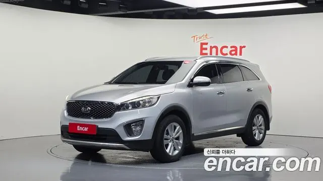 KIA SORENTO 2015 — 224 128 км, серебристо-серый, Корея — под ключ — фото 1