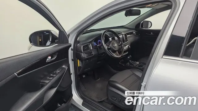 KIA SORENTO 2015 — 224 128 км, серебристо-серый, Корея — под ключ — фото 10