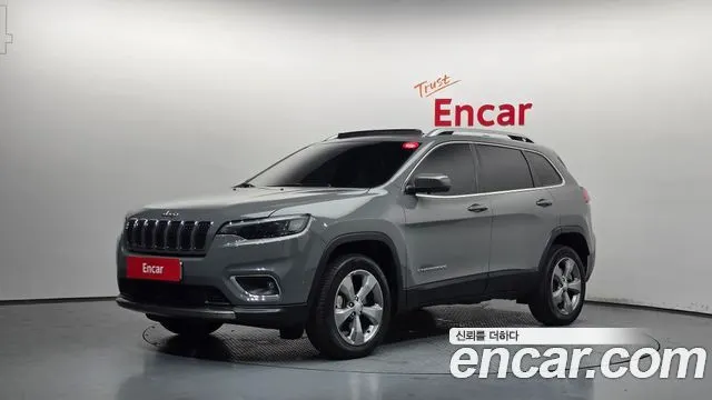 JEEP CHEROKEE 2021 — 25 988 км, серебристо-серый, Корея — под ключ — фото 1