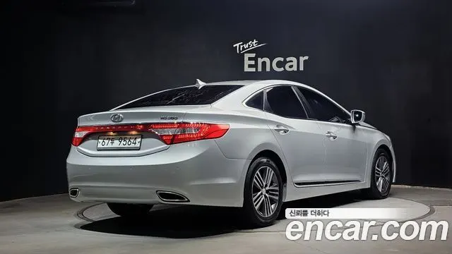 HYUNDAI GRANDEUR 2014 — 163 781 км, серебристо-серый, Корея — под ключ — фото 2