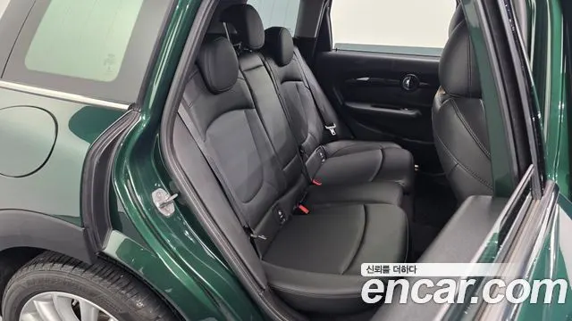 MINI COOPER D CLUBMAN 2019 — 104 932 км, тёмно-зелёный, Корея — под ключ — фото 11