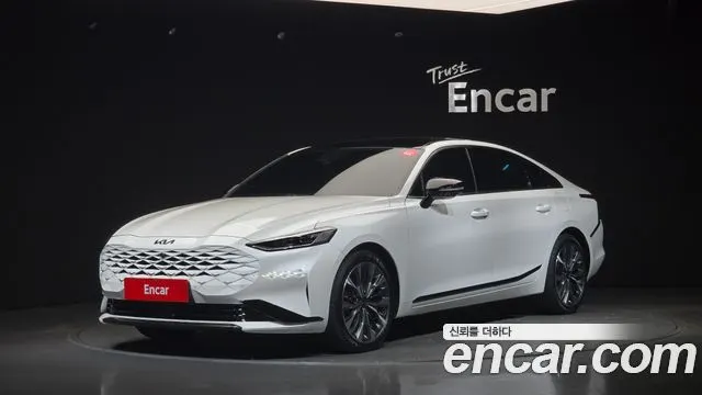 KIA K8 — из Кореи под ключ