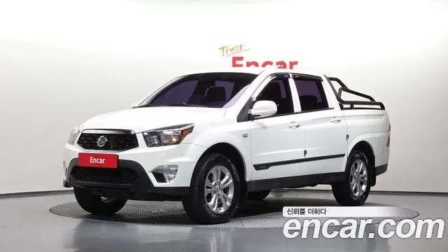 KGM KORANDO SPORTS 2017 — 73 720 км, белый, Корея — под ключ — фото 1