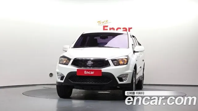 KGM KORANDO SPORTS 2017 — 73 720 км, белый, Корея — под ключ — фото 3
