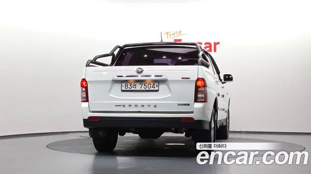 KGM KORANDO SPORTS 2017 — 73 720 км, белый, Корея — под ключ — фото 4