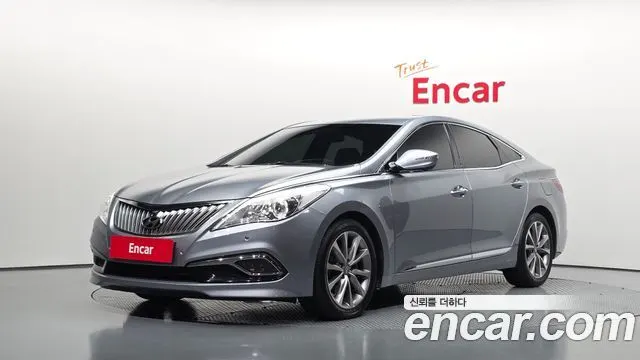 HYUNDAI GRANDEUR 2015 — 172 100 км, серебристо-серый, Корея — под ключ — фото 1