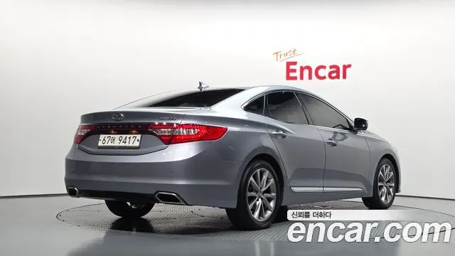 HYUNDAI GRANDEUR 2015 — 172 100 км, серебристо-серый, Корея — под ключ — фото 2