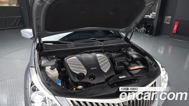 HYUNDAI GRANDEUR 2015 — 172 100 км, серебристо-серый, Корея — под ключ — фото 6