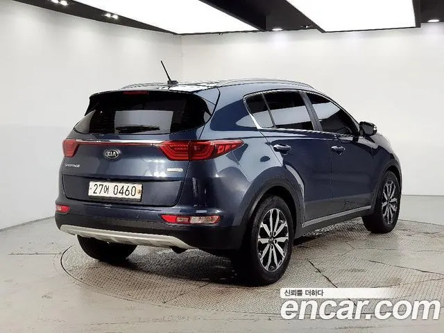 KIA SPORTAGE 2017 — 187 861 км, синий, Корея — под ключ — фото 2
