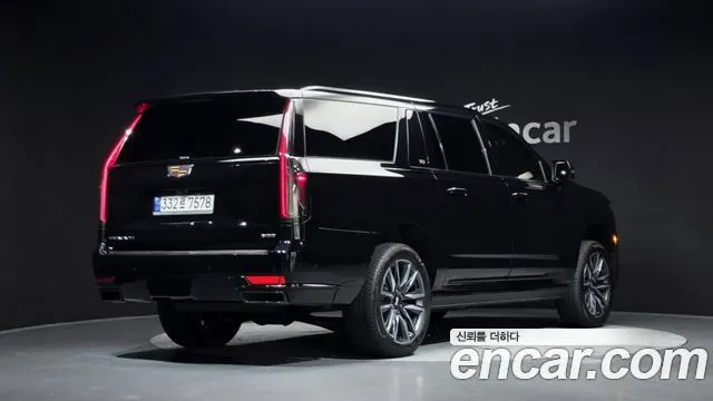 CADILLAC ESCALADE 2023 — 44 000 км, чёрный, Корея — под ключ — фото 2