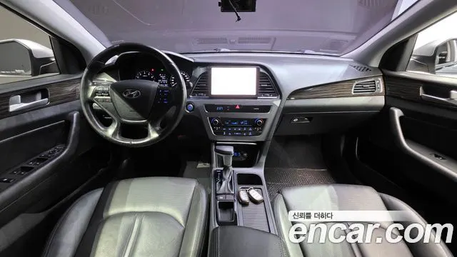 HYUNDAI SONATA 2015 — 83 134 км, серебристо-серый, Корея — под ключ — фото 7