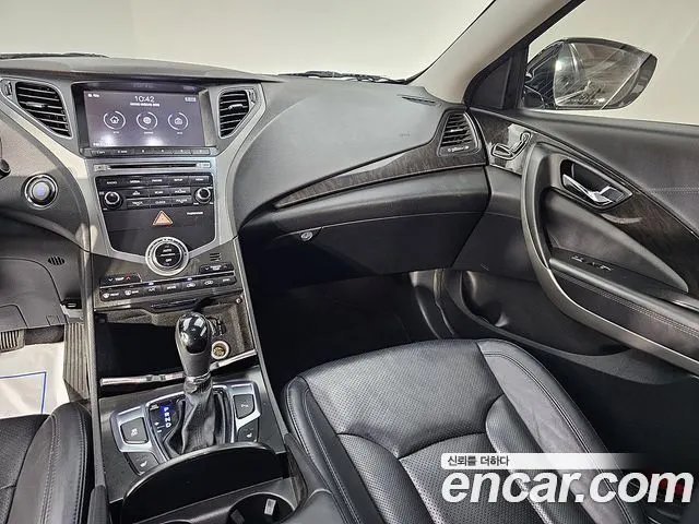 HYUNDAI GRANDEUR 2016 — 137 506 км, чёрный, Корея — под ключ — фото 9