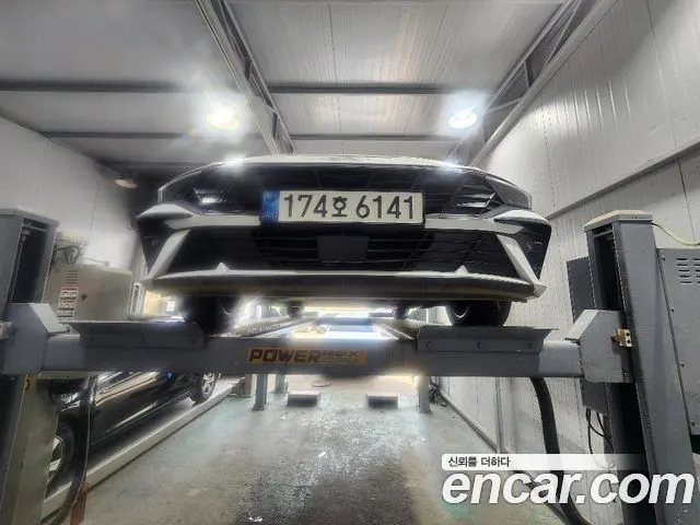 HYUNDAI AVANTE HYBRID — из Кореи под ключ