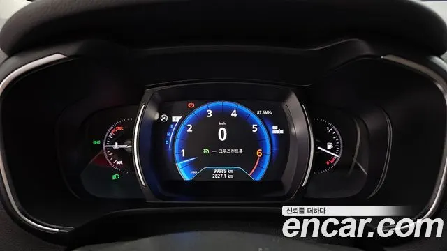 RENAULT KOREA QM6 2018 — 99 989 км, серебристо-серый, Корея — под ключ — фото 8