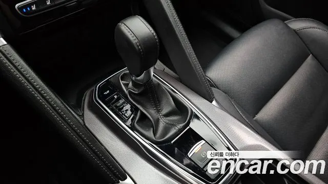 RENAULT KOREA QM6 2018 — 99 989 км, серебристо-серый, Корея — под ключ — фото 9