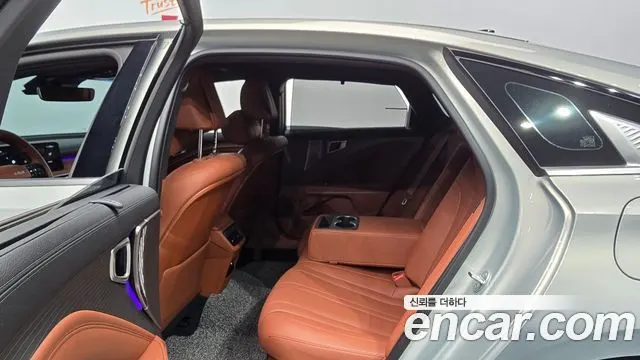 KIA K8 HYBRID 2025 — 24 564 км, серебристо-серый, Корея — под ключ — фото 12