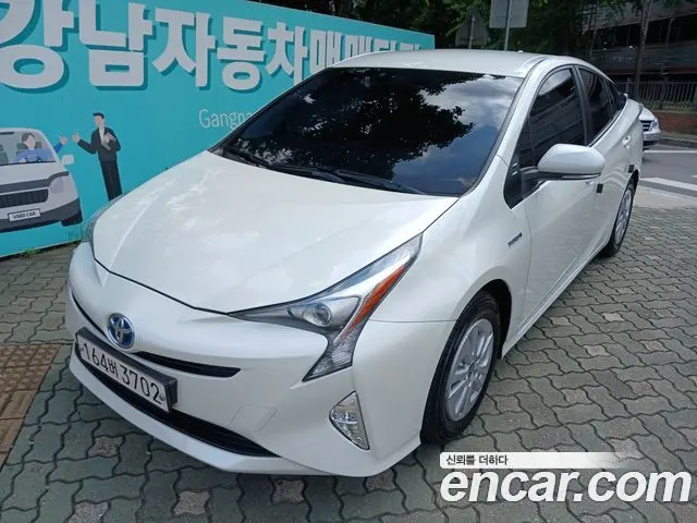 TOYOTA PRIUS 2017 — 166 900 км, белый, Корея — под ключ — фото 2