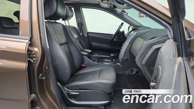 KGM KORANDO SPORTS 2016 — 181 566 км, коричневый, Корея — под ключ — фото 11