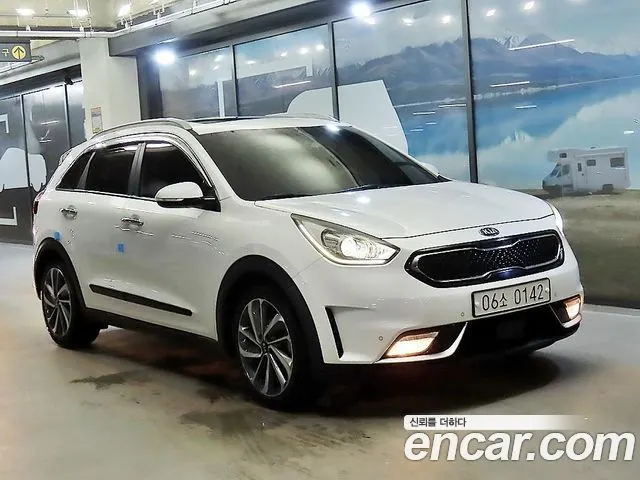 KIA NIRO 2017 — 186 966 км, белый, Корея — под ключ — фото 12