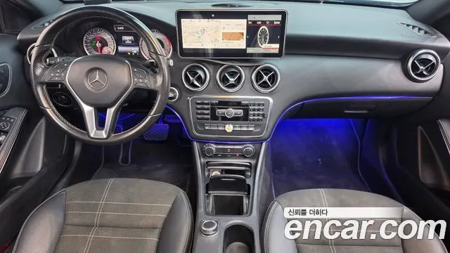 MERCEDES-BENZ A-CLASS W176 2015 — 135 044 км, белый, Корея — под ключ — фото 7