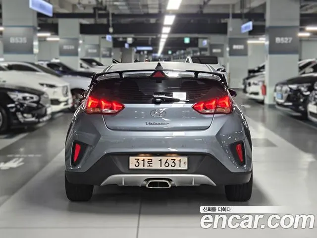 HYUNDAI VELOSTER 2018 — 80 544 км, серебристо-серый, Корея — под ключ — фото 4