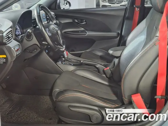 HYUNDAI VELOSTER 2018 — 80 544 км, серебристо-серый, Корея — под ключ — фото 10