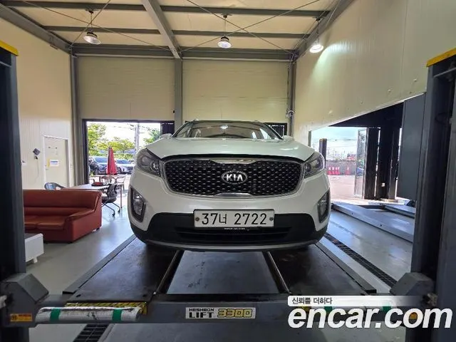 KIA SORENTO 2015 — 234 892 км, белый, Корея — под ключ — фото 6