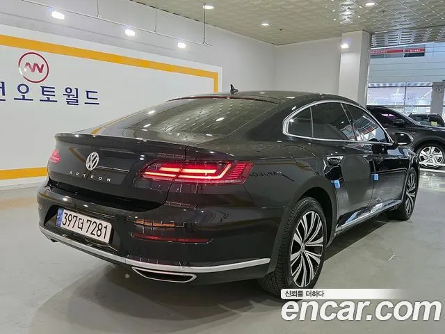 VOLKSWAGEN ARTEON 2019 — 147 700 км, чёрный, Корея — под ключ — фото 3