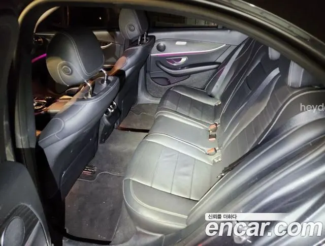 MERCEDES-BENZ E-CLASS W213 2017 — 171 737 км, серебристо-серый, Корея — под ключ — фото 6