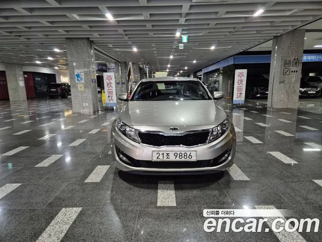 KIA K5 2011 — 92 792 км, светло-золотистый, Корея — под ключ — фото 1