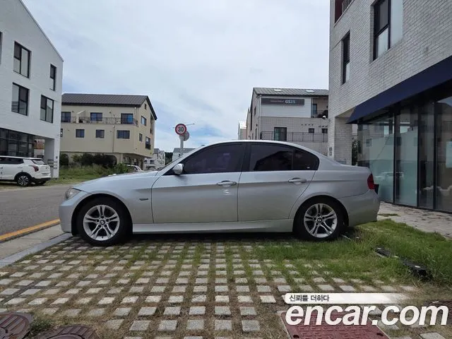 BMW 3 SERIES 2008 — 102 200 км, серебристый, Корея — под ключ — фото 1