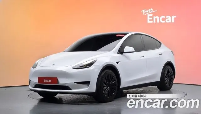 TESLA MODEL Y 2023 — 74 331 км, белый, Корея — под ключ — фото 2