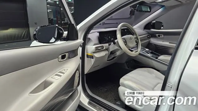 HYUNDAI NEXO 2019 — 98 056 км, белый, Корея — под ключ — фото 10