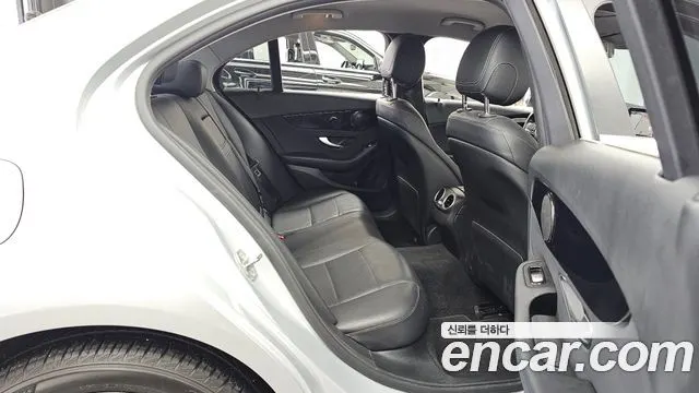 MERCEDES-BENZ C-CLASS W205 2019 — 72 795 км, серебристый, Корея — под ключ — фото 12