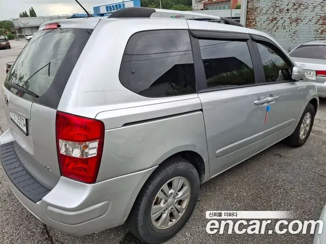 KIA CARNIVAL R 2013 — 285 000 км, белый, Корея — под ключ — фото 3